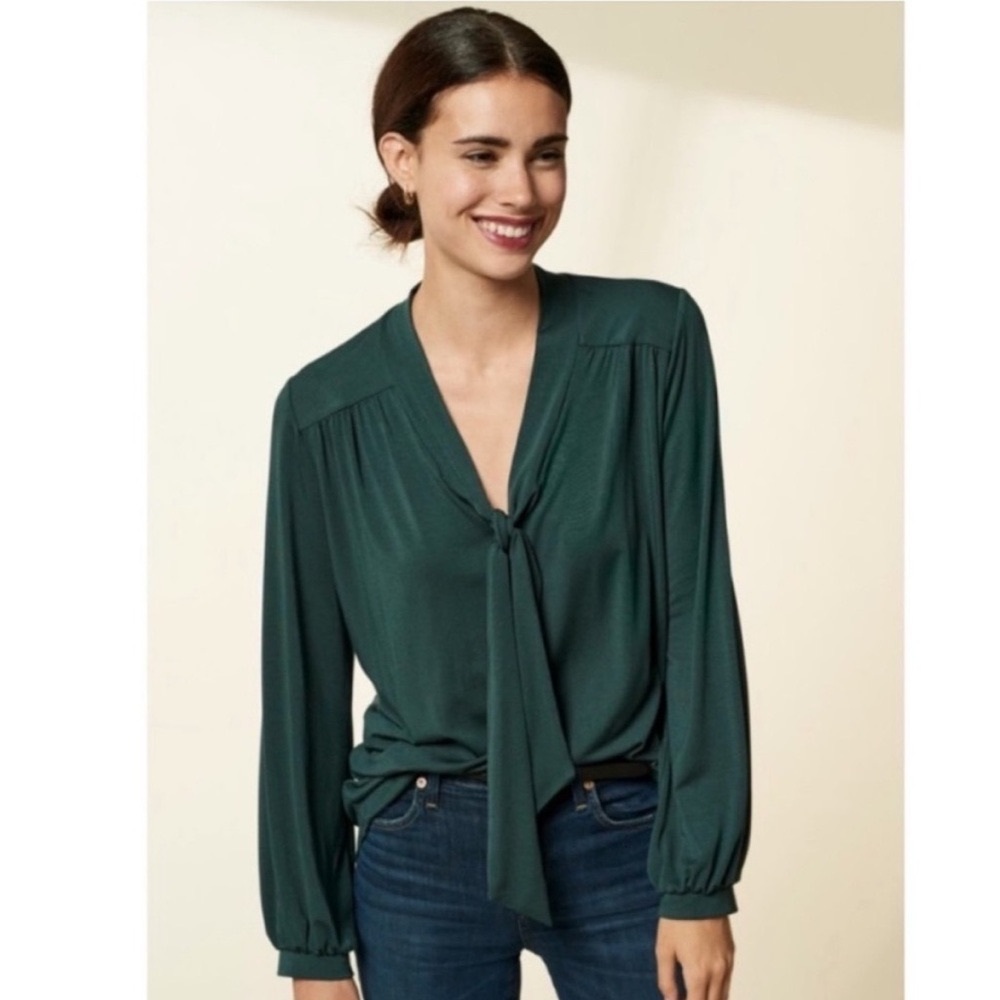 Amour Vert Elias Tie Neck Blouse